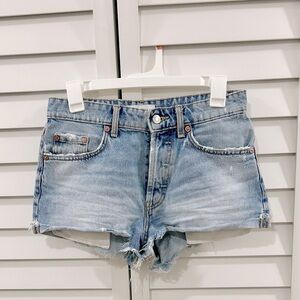Zara Denim/Jean Shorts Size 2